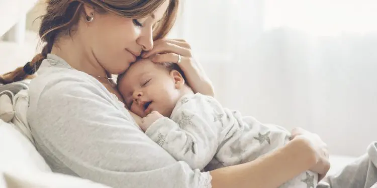 Sleeping Tips for New Moms