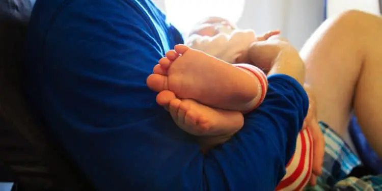 Travelling With a Newborn: Best Tips and Tricks