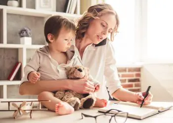 Helpful Tips For Working Moms