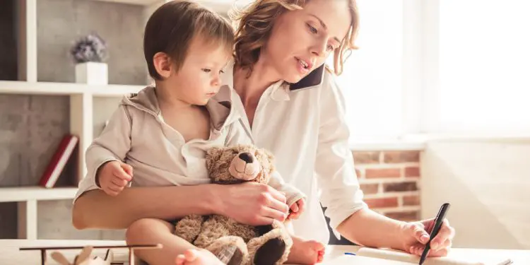 Helpful Tips For Working Moms