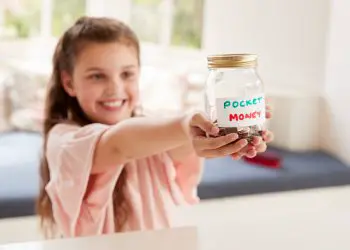Should You Give Your Kids Pocket Money Or Not? Let’s Discuss!